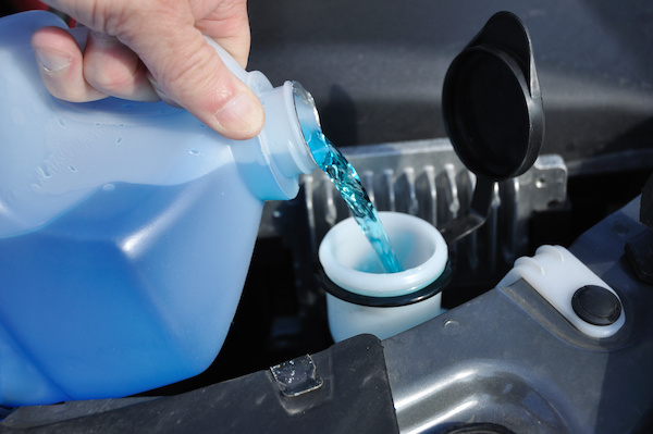 How To Refill Your Windshield Wiper Fluid - Ming's Auto Repair